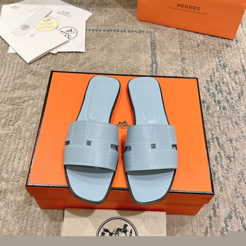 H**mes slippers